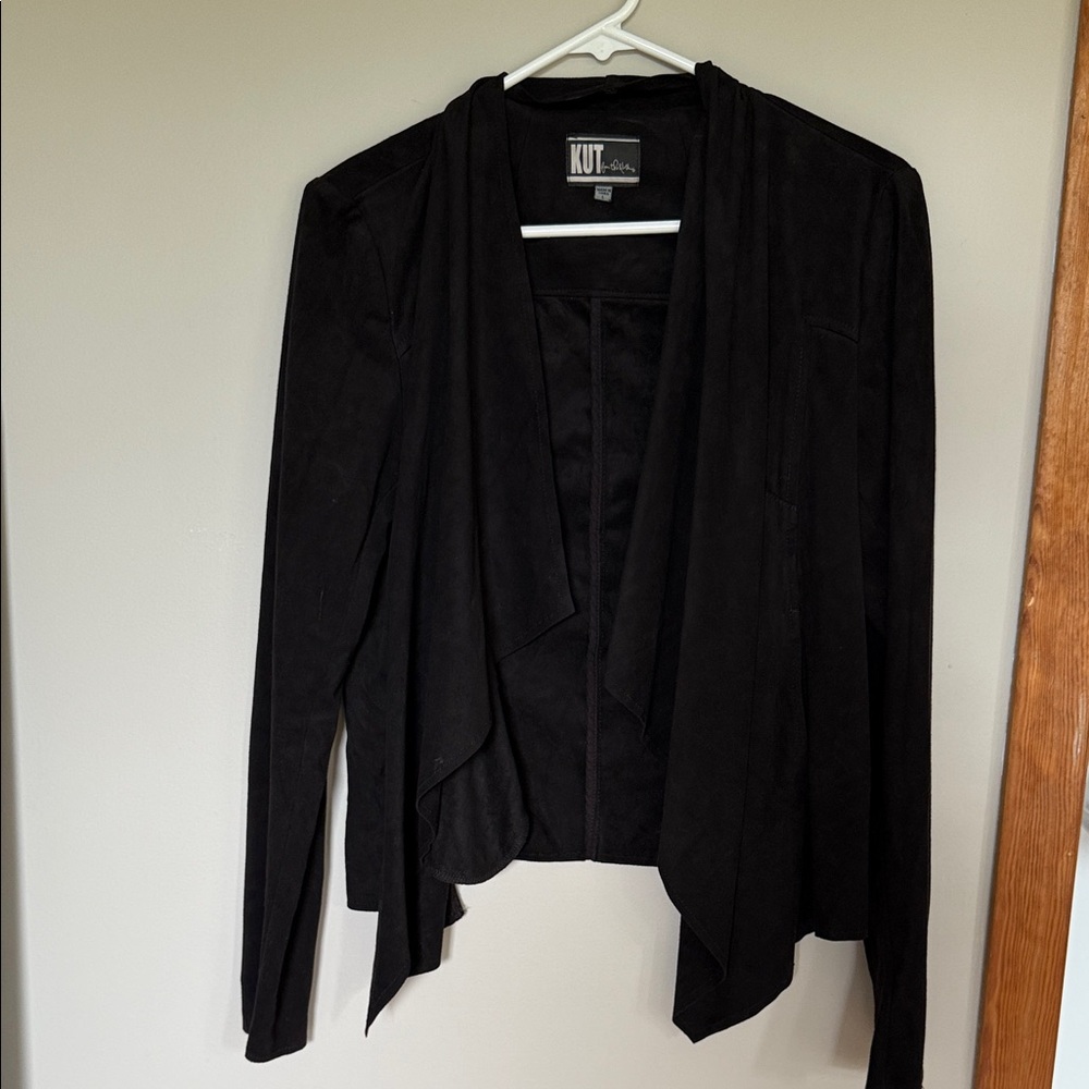 Kut from the Kloth Elegant Black Open Front Jacket